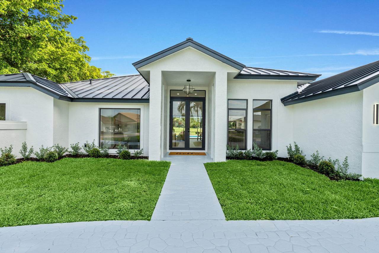 11320 Boca Woods Lane - Photo 1
