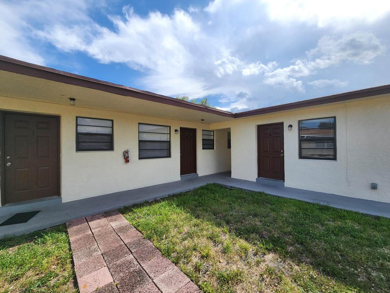 2466 Lincoln Street - Photo 1