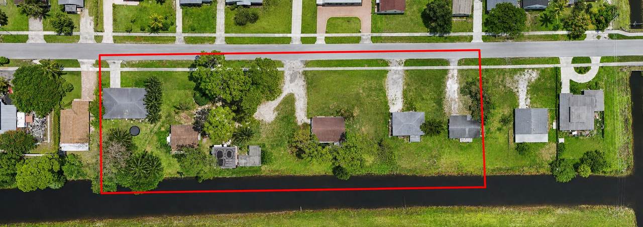 415 Fleming Avenue - Photo 1