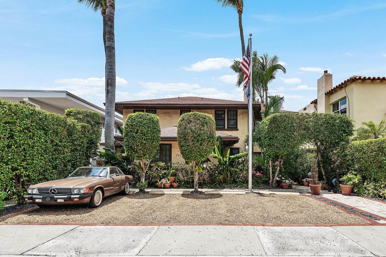232 Australian Avenue - Photo 1