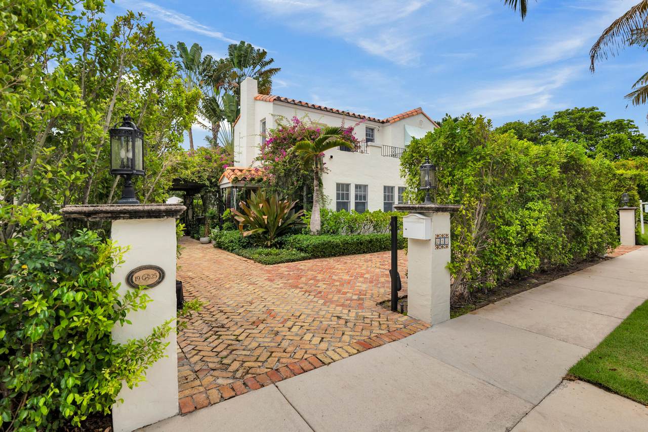 230 Sunset Road - Photo 1