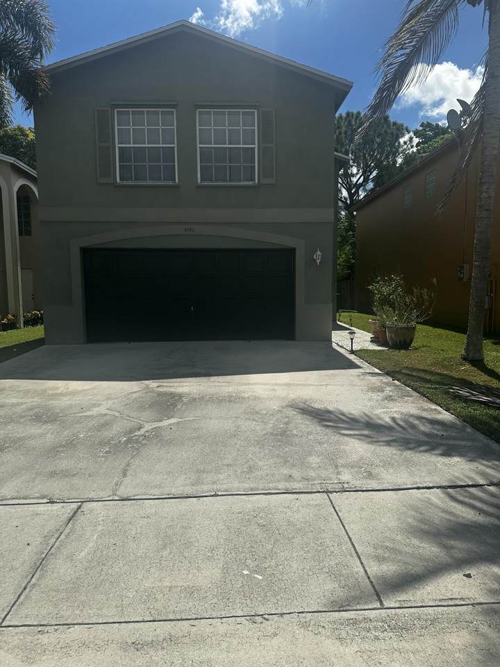 4140 Pine Hollow Circle - Photo 1