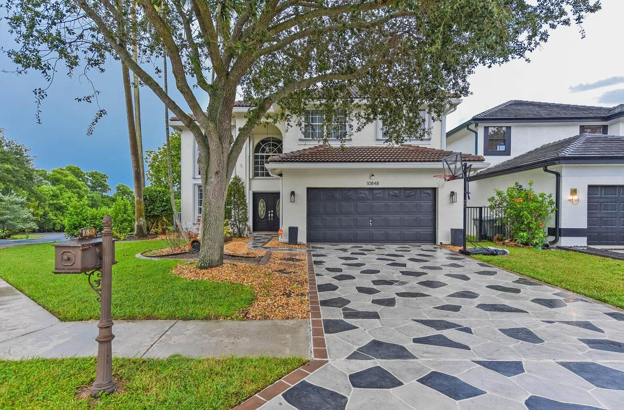 10848 Tamoron Lane - Photo 1