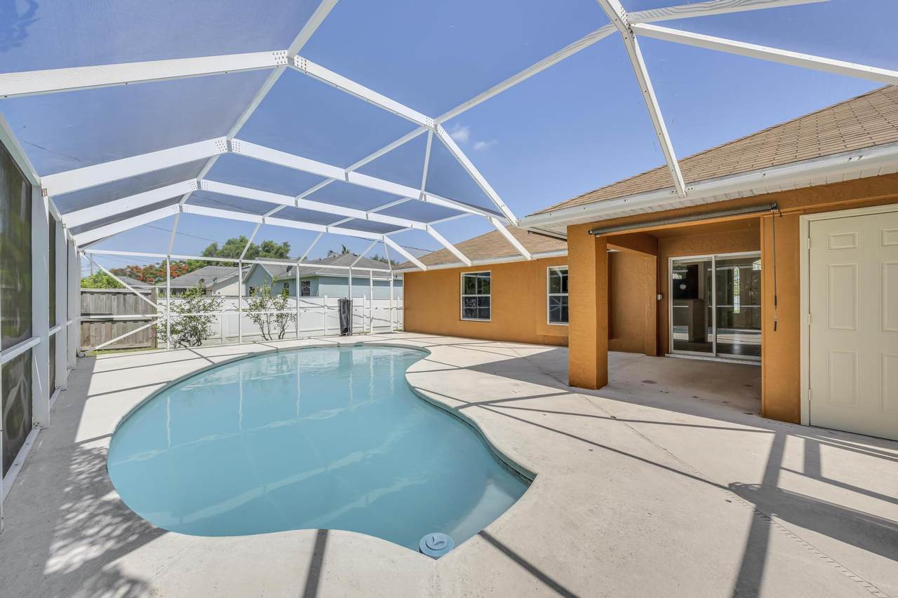 5075 Egret Avenue - Photo 1