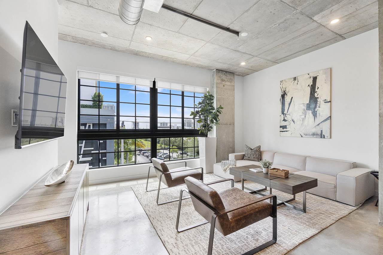 401 1ST Avenue - Photo 1