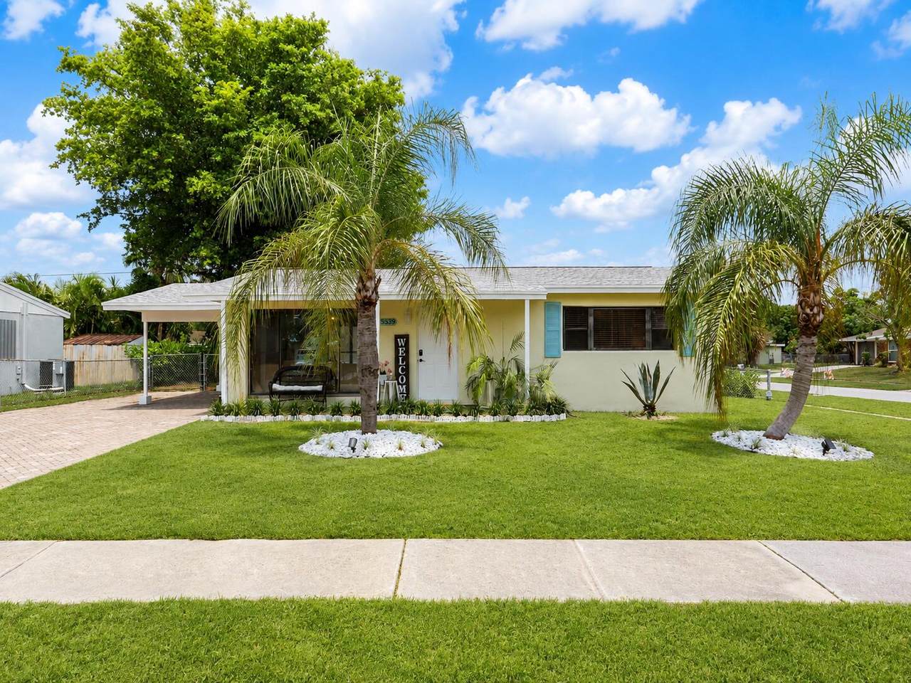 3539 Everglades Road - Photo 1