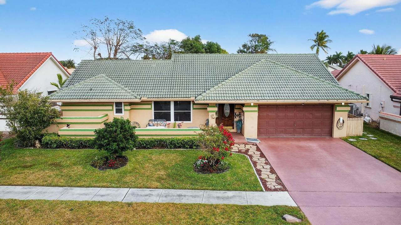 9744 Majestic Way - Photo 1