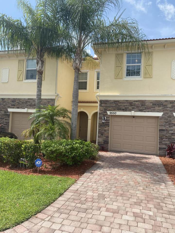 9550 Purple Martin Way - Photo 1