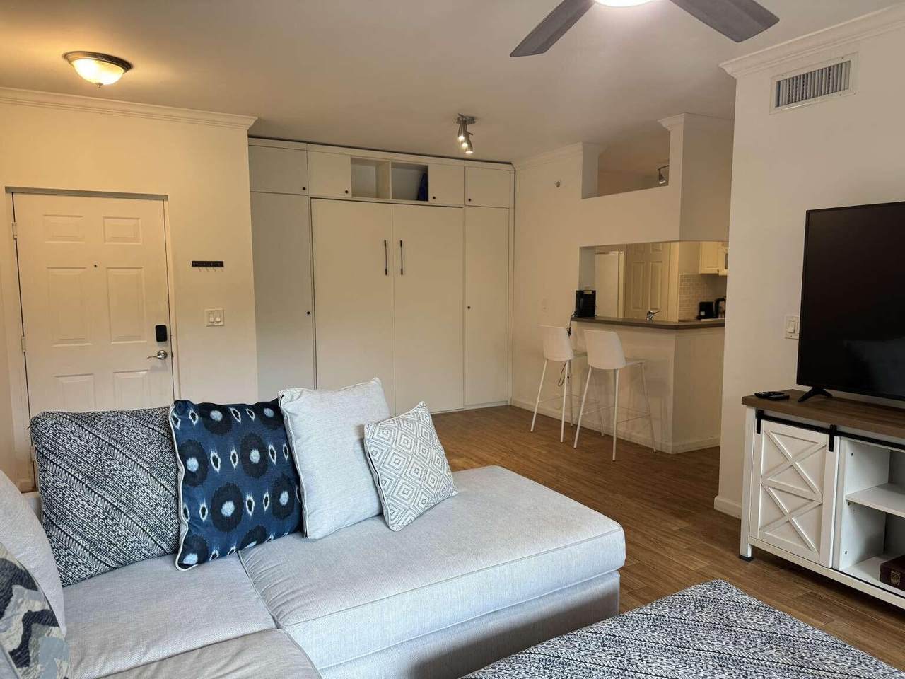 17125 Bay Road - Photo 1