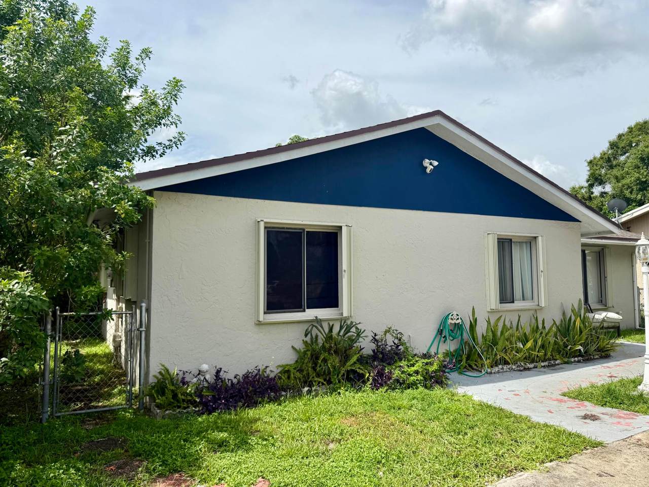 7714 8TH Court - Photo 1