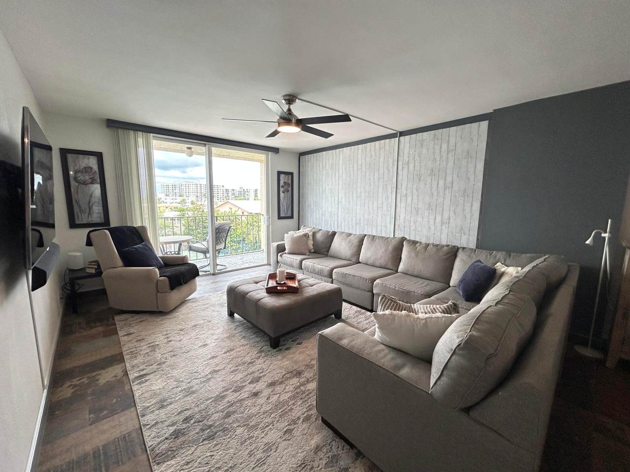 1009 Ocean Boulevard - Photo 1