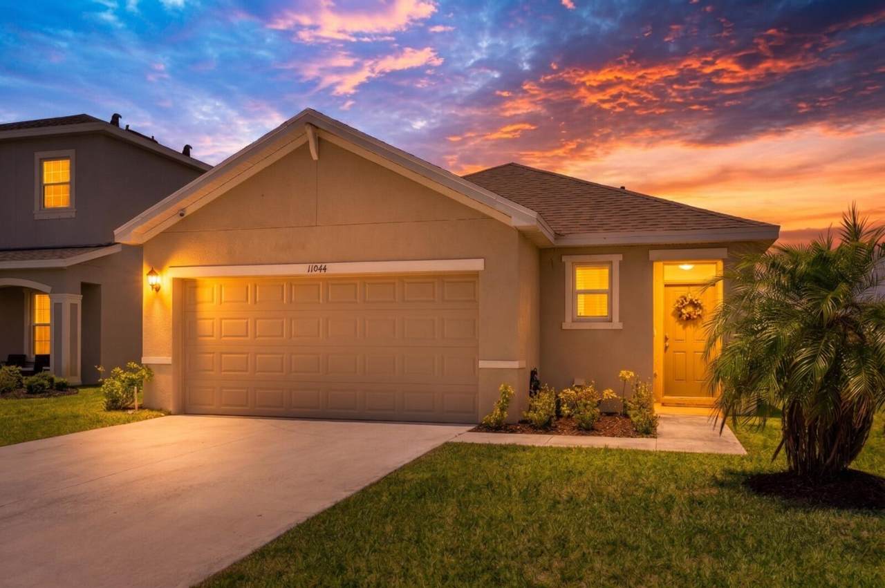11044 Vasari Way - Photo 1