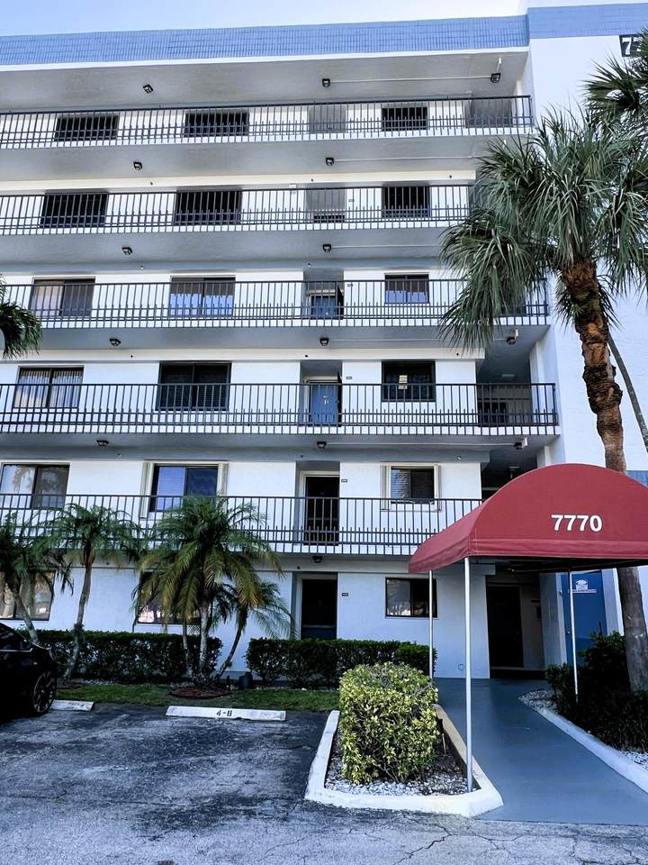 7770 Tahiti Lane - Photo 1