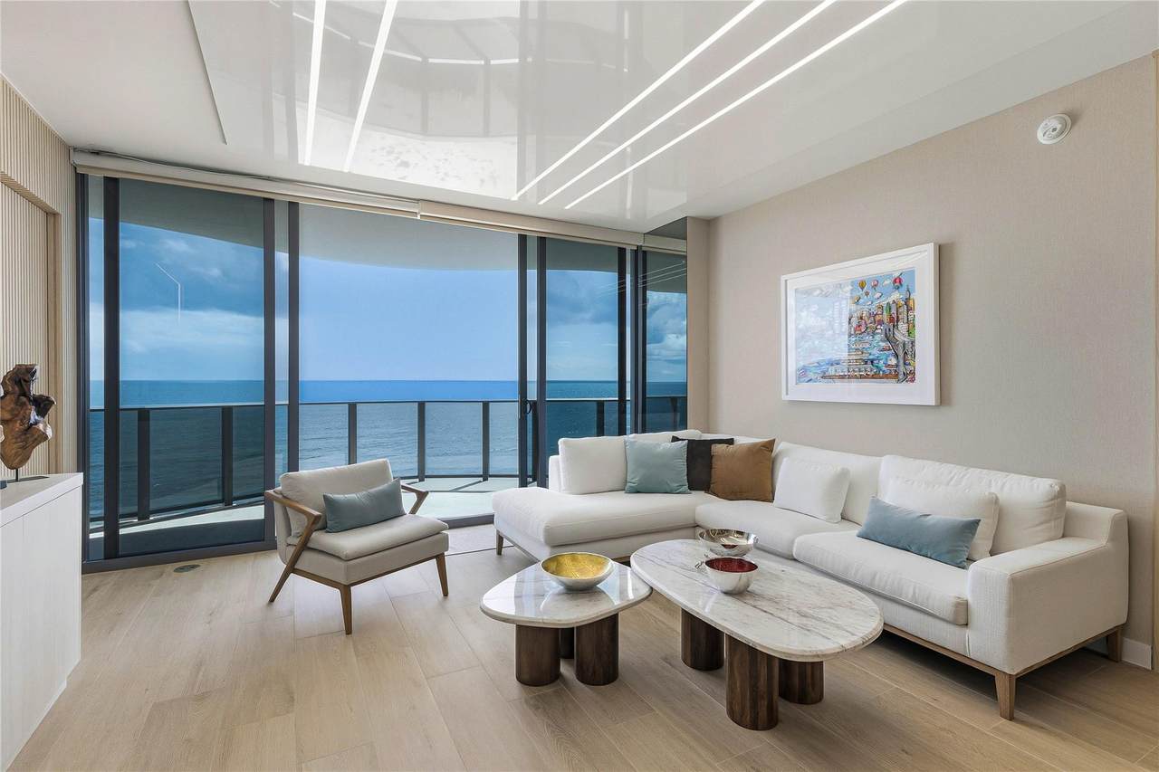 https://bt-photos.global.ssl.fastly.net/beaches/1280_boomver_1_B26060837-2.jpg