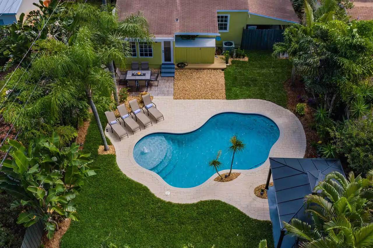 2515 8th Avenue - Photo 1