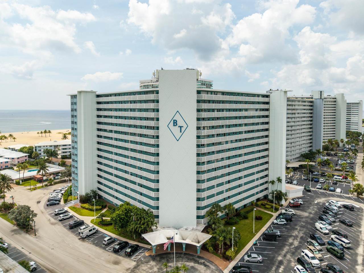 1900 Ocean Drive - Photo 1