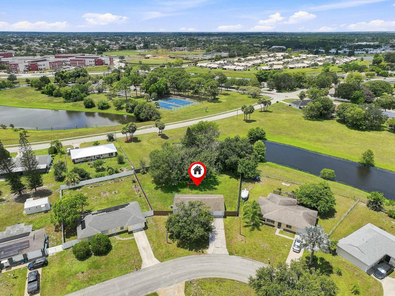 484 Eastport Circle - Photo 1