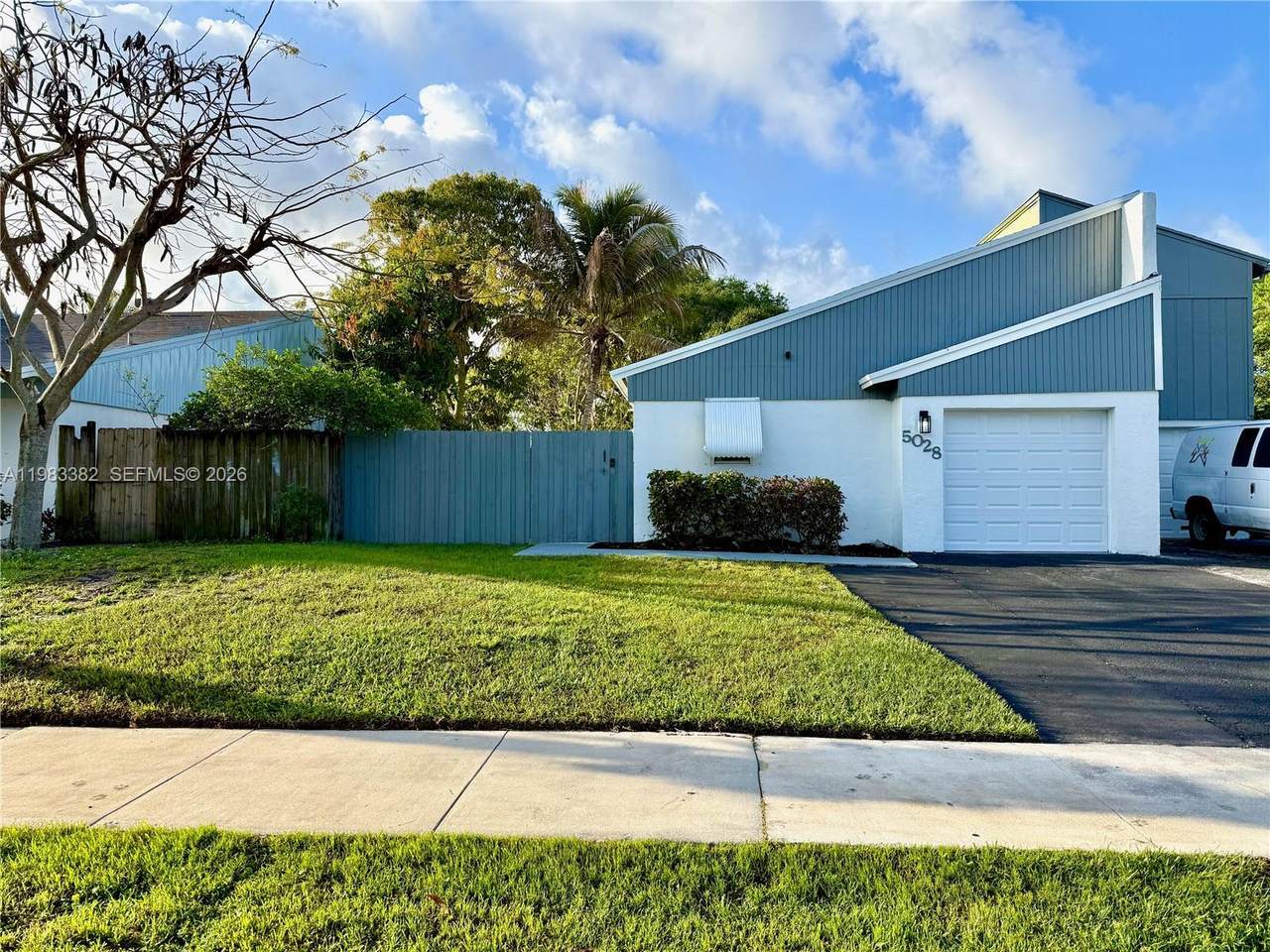 5028 6TH Street - Photo 1