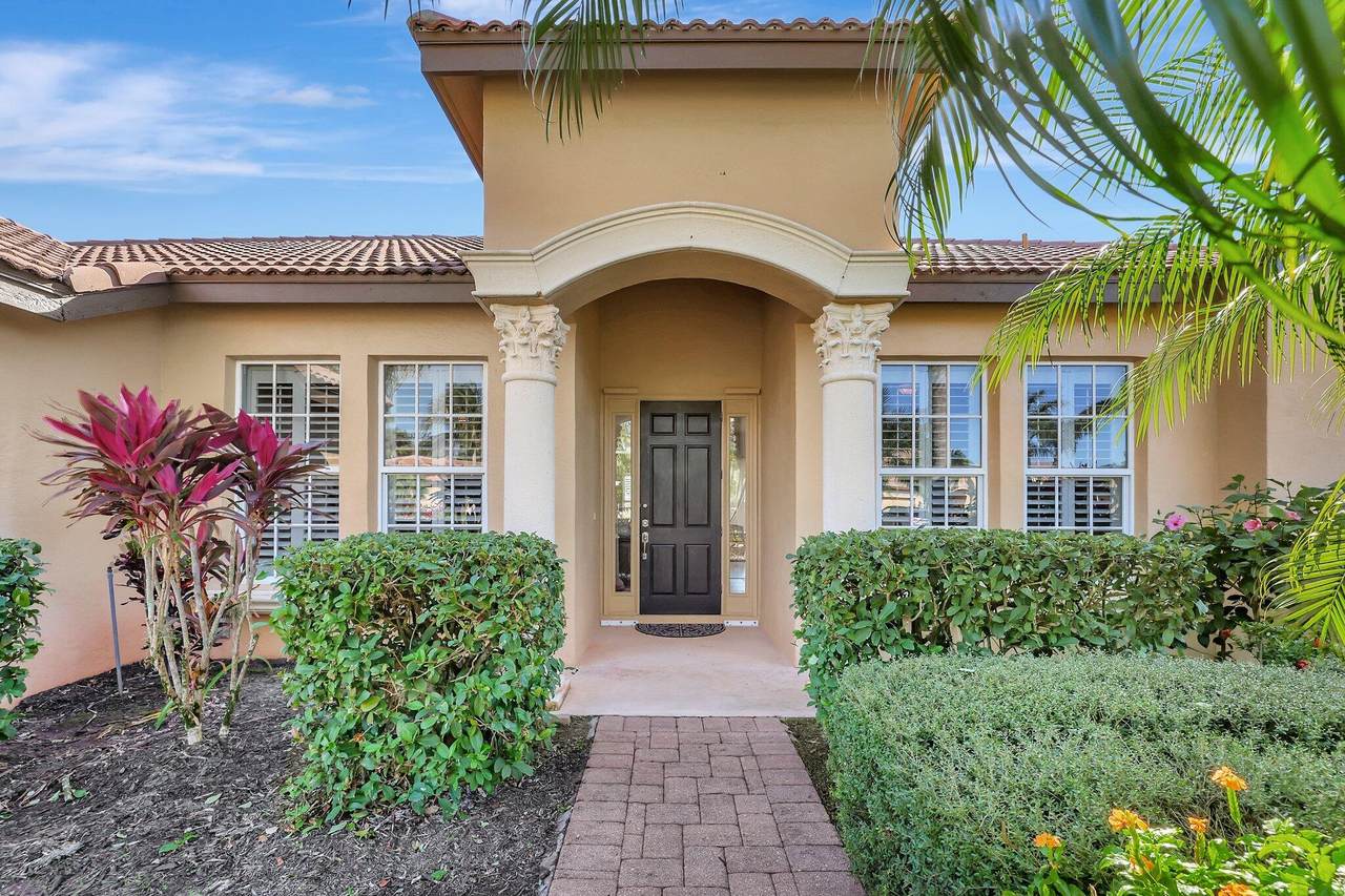 827 Grand Reserves Boulevard - Photo 1