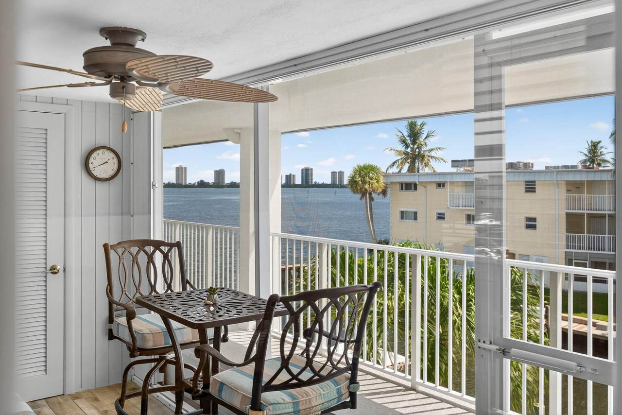 110 Shore Court - Photo 1