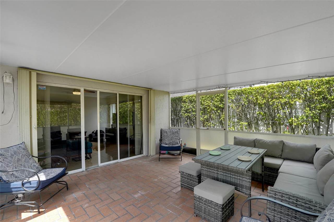 https://bt-photos.global.ssl.fastly.net/beaches/1280_boomver_1_B26062403-2.jpg