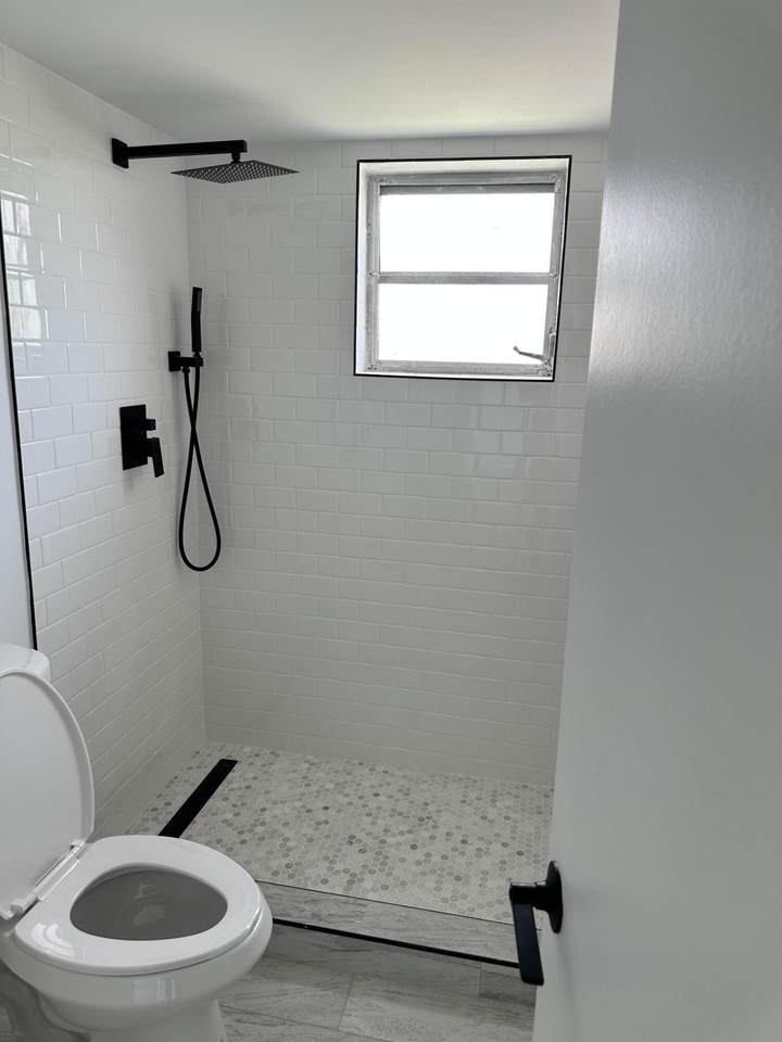 https://bt-photos.global.ssl.fastly.net/beaches/1280_boomver_1_B26062716-2.jpg