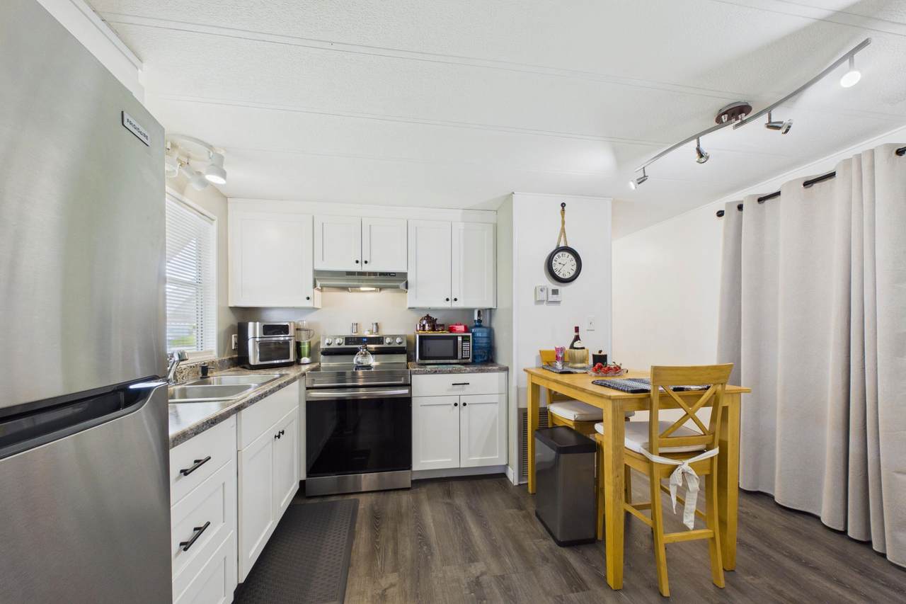 10003 Granada Bay - Photo 1
