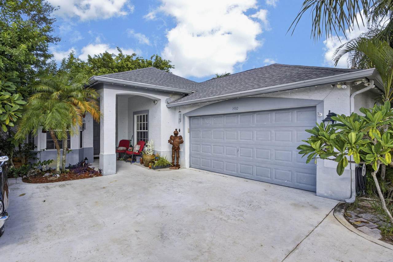 1480 Lake Breeze Drive - Photo 1