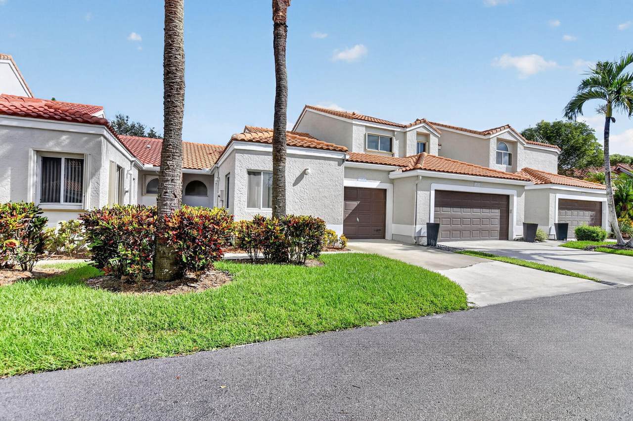 10410 Plaza Centro - Photo 1