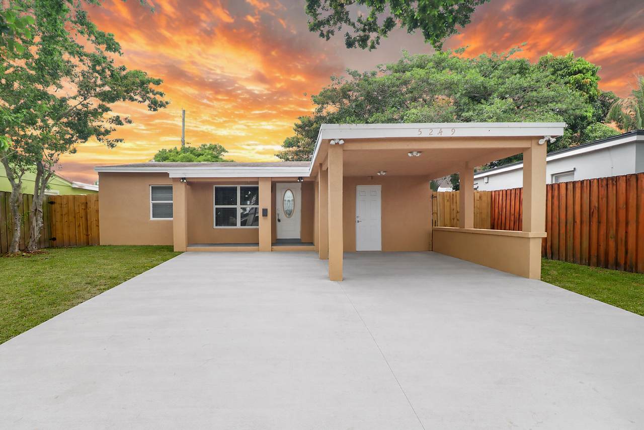 5249 4TH Terrace - Photo 1