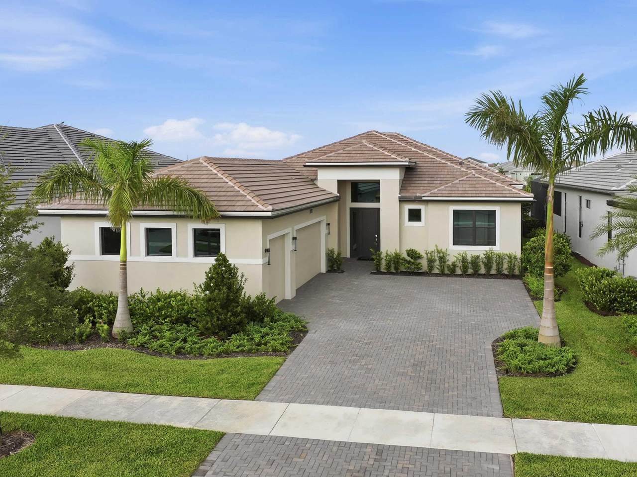5374 Saint Armands Way - Photo 1