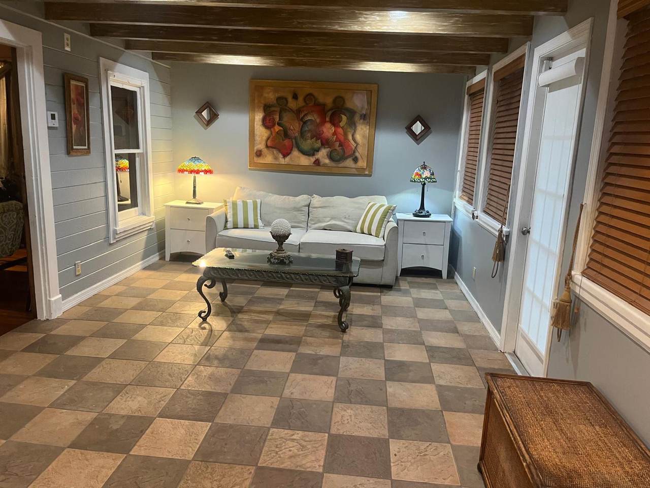 1016 E Street - Photo 1