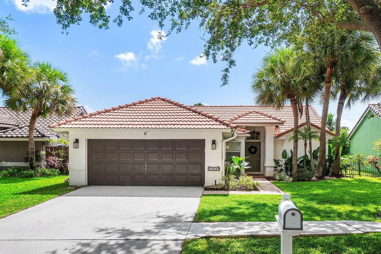 1215 Lancewood Place - Photo 1