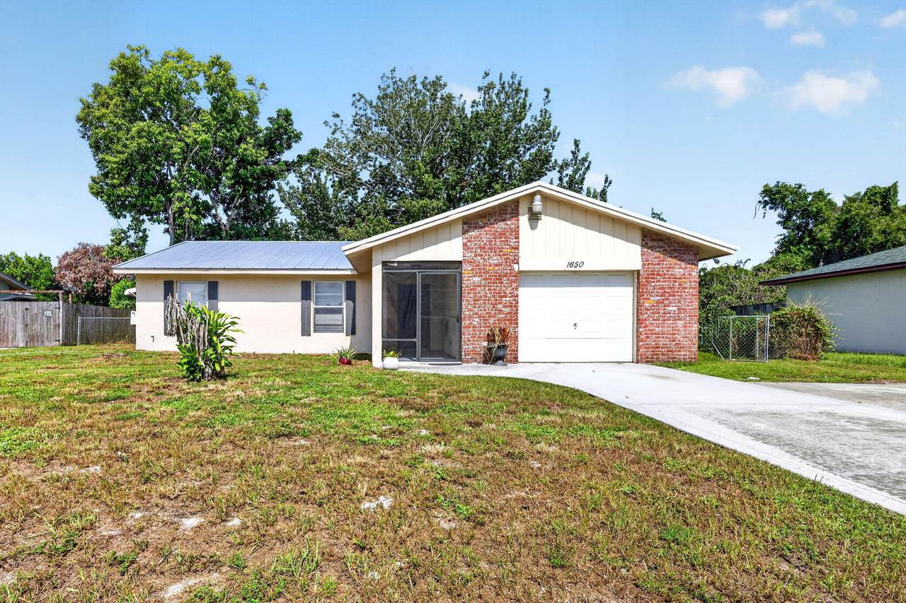 1650 Memorial Street - Photo 1