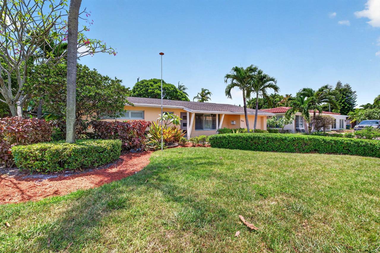 1858 34TH Street - Photo 1