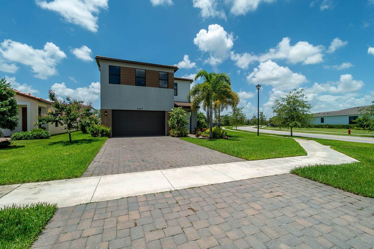 5447 Starfish Road - Photo 1
