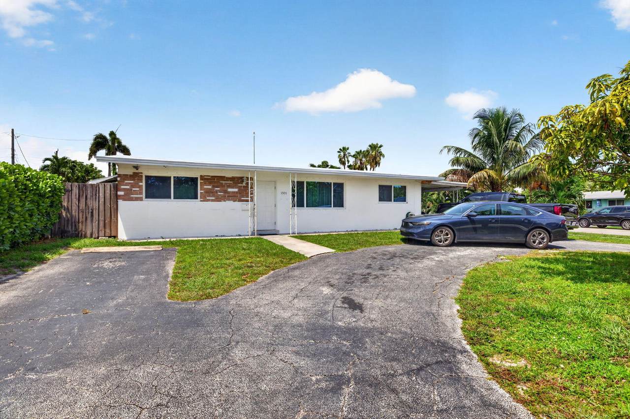 1501 41ST Street - Photo 1
