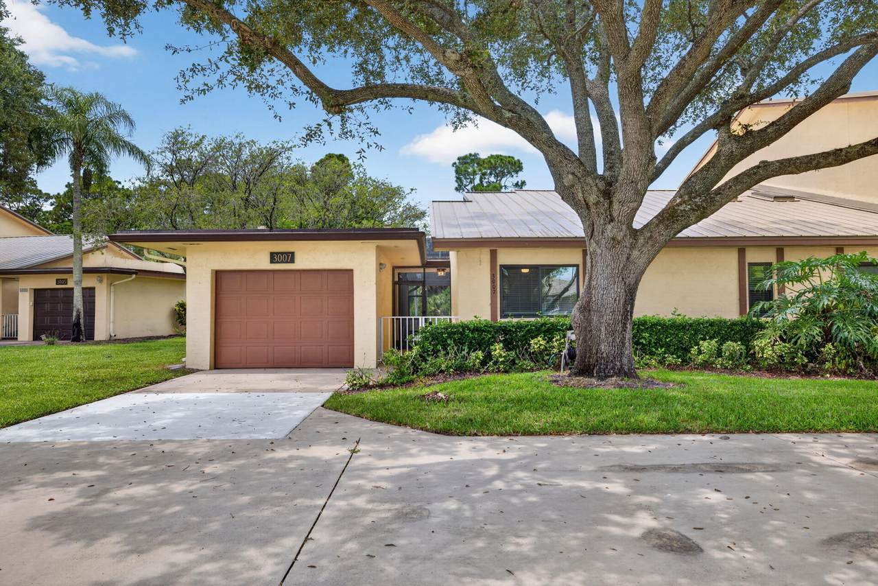 3007 Bent Pine Drive - Photo 1