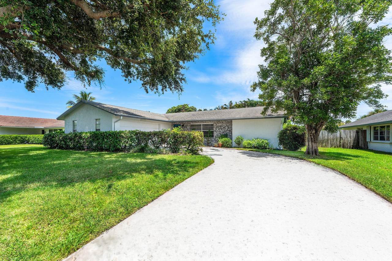 11592 Ficus Street - Photo 1