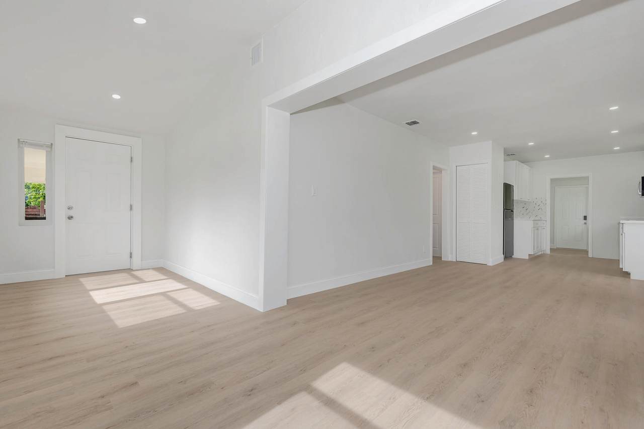 546 5th Avenue - Photo 1