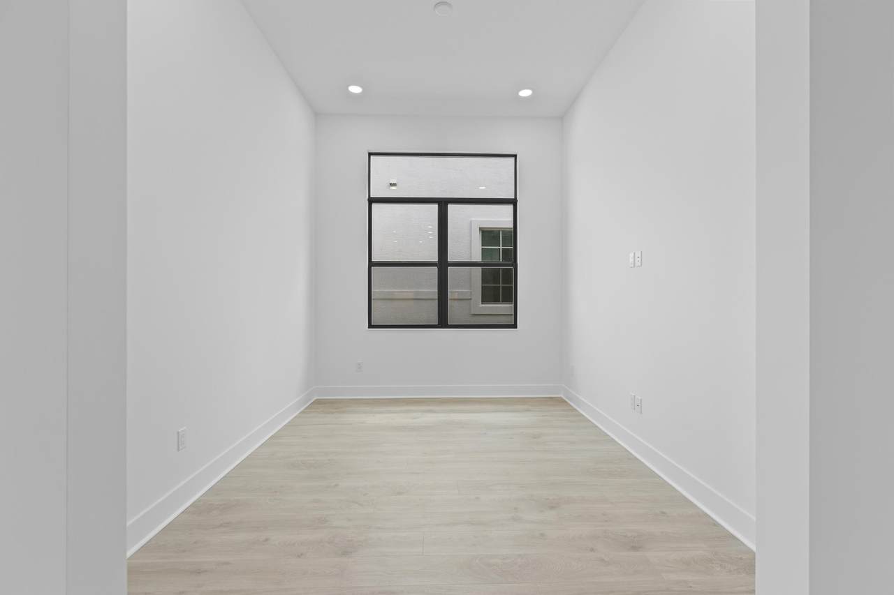 https://bt-photos.global.ssl.fastly.net/beaches/1280_boomver_1_B26064677-2.jpg