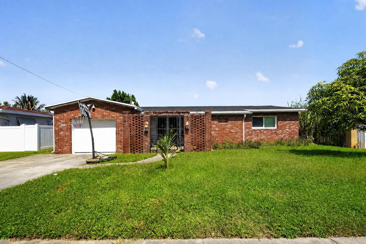2251 67TH Way - Photo 1
