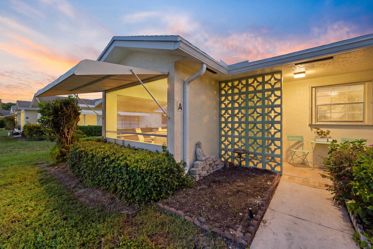 5042 Lakefront Boulevard - Photo 1
