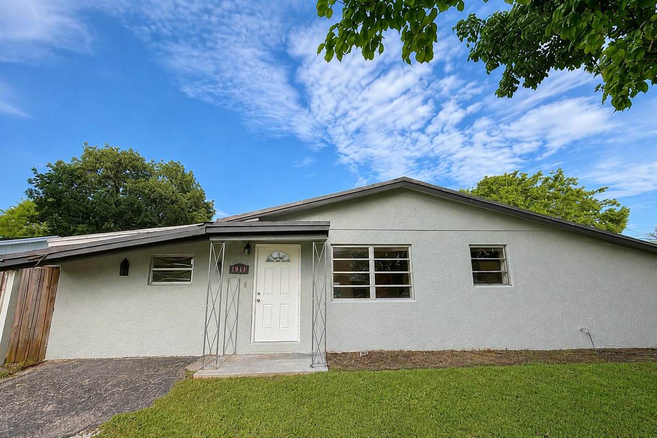 1980 66TH Avenue - Photo 1