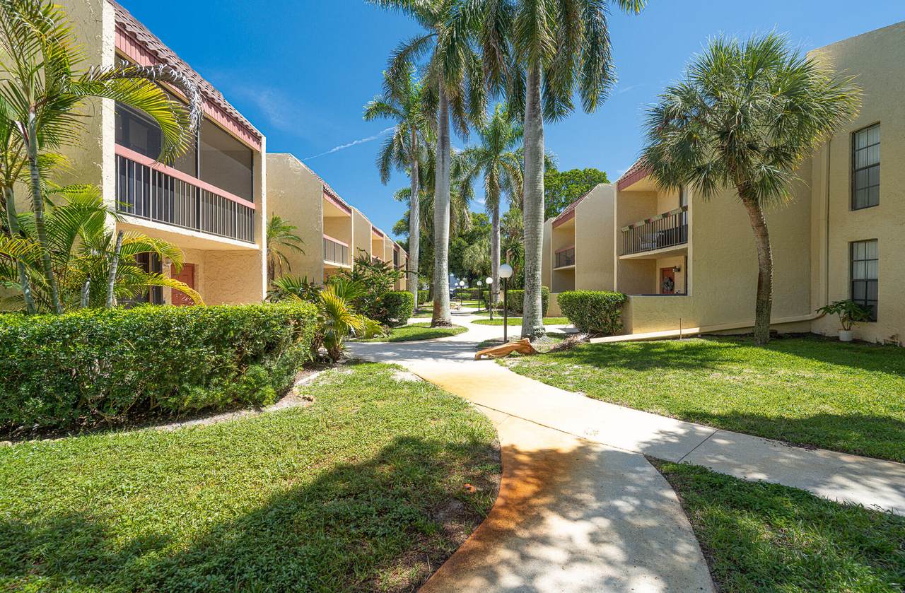 769 1st Way - Photo 1