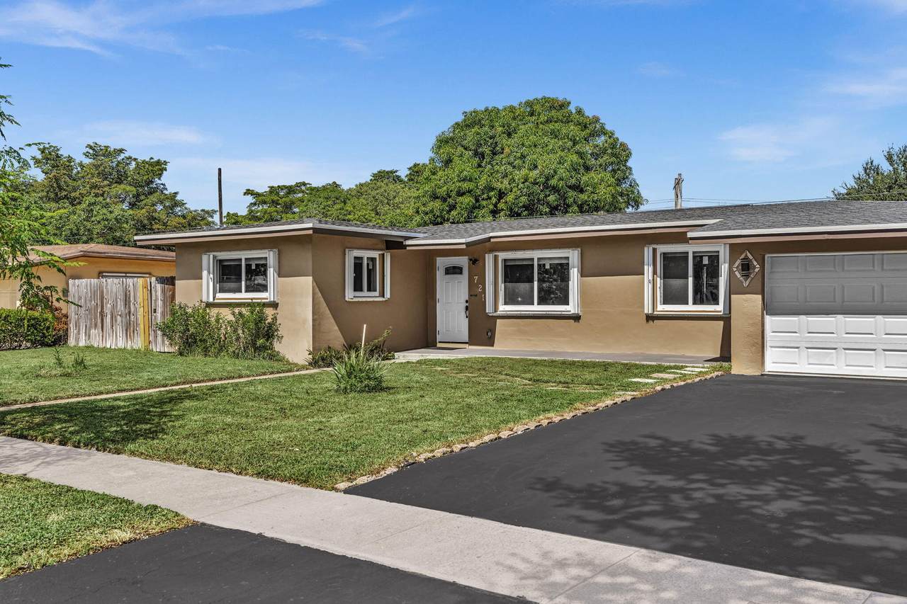 721 Fairway Drive - Photo 1