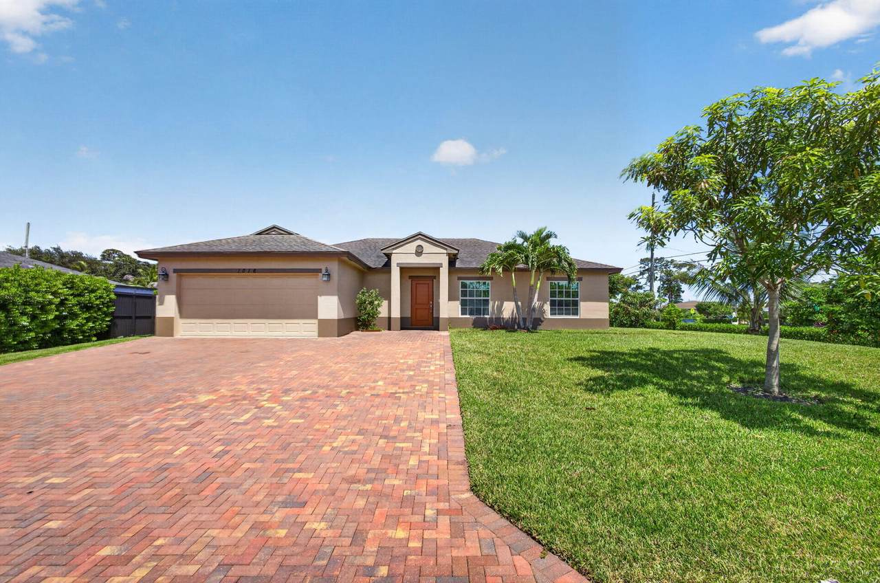 1016 Cheryl Road - Photo 1