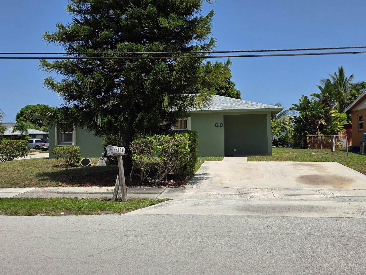 734 1ST Street - Photo 1