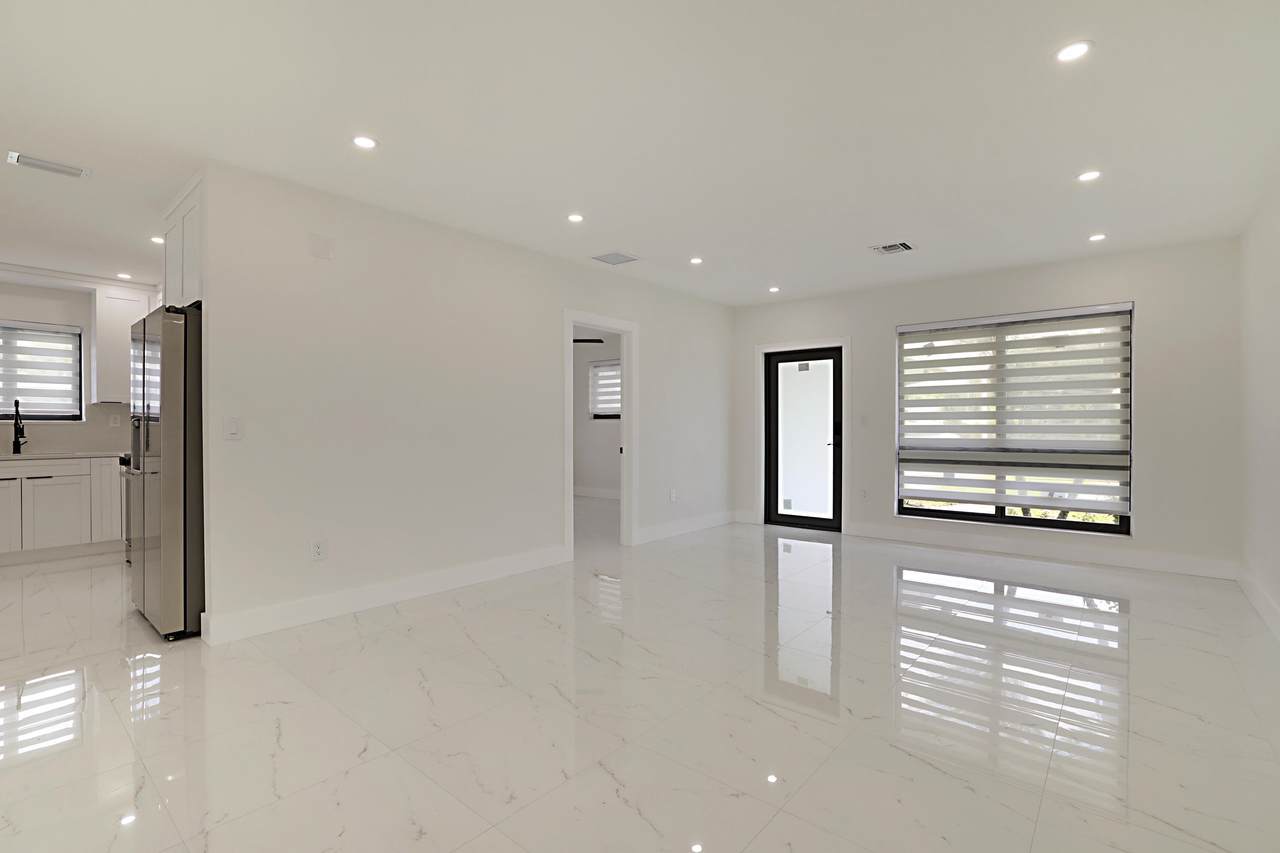 421 Fontana Drive - Photo 1