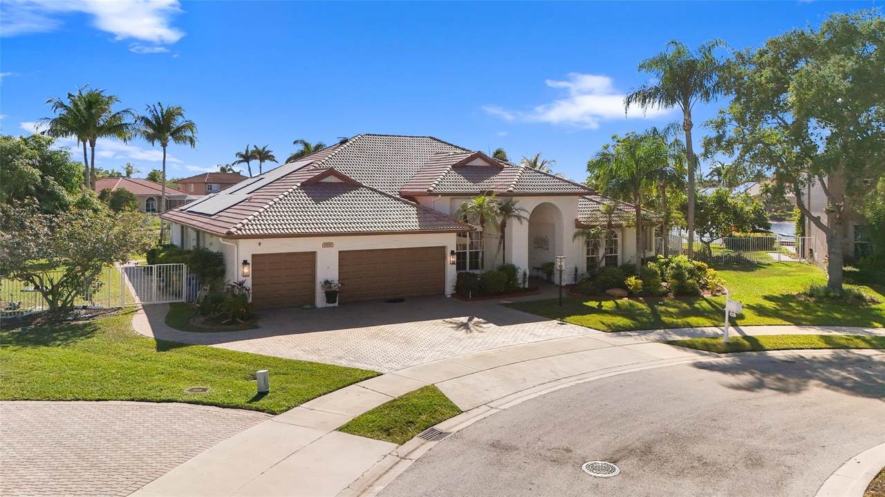 6691 Segovia Way - Photo 1